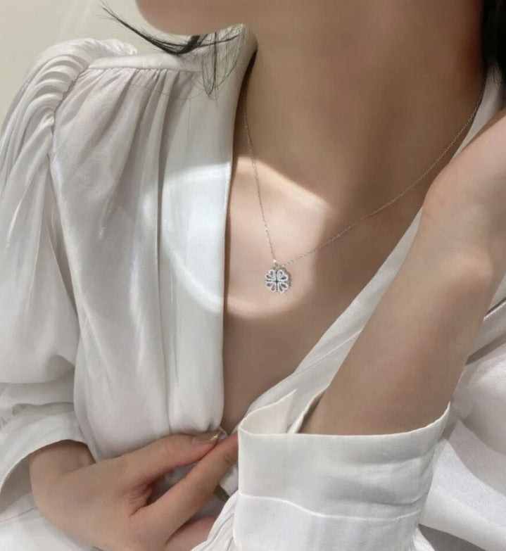 🌸 LuckyHeart™ Magnetic Clover Necklace 🍀 - One For All