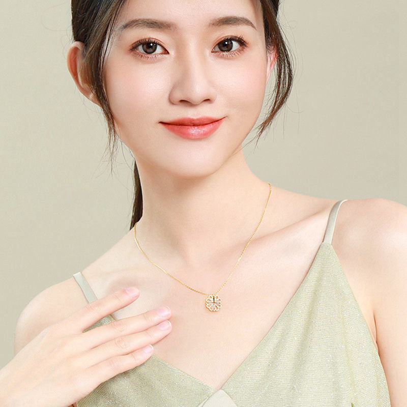 🌸 LuckyHeart™ Magnetic Clover Necklace 🍀 - One For All
