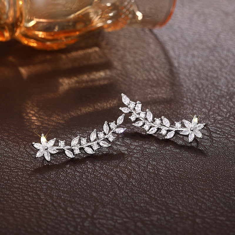 🌸 StellaBloom™ Diamond Flower Earrings – Celebrity Style Sparkling Studs for Women ✨ - One For All