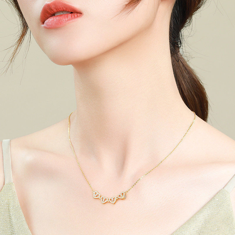 🌸 LuckyHeart™ Magnetic Clover Necklace 🍀 - One For All