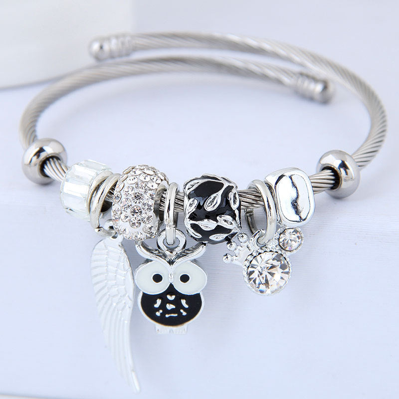 💫 GuardianGlow™ Beaded Bracelet – Owl & Wings Pendant on Steel Chain - One For All