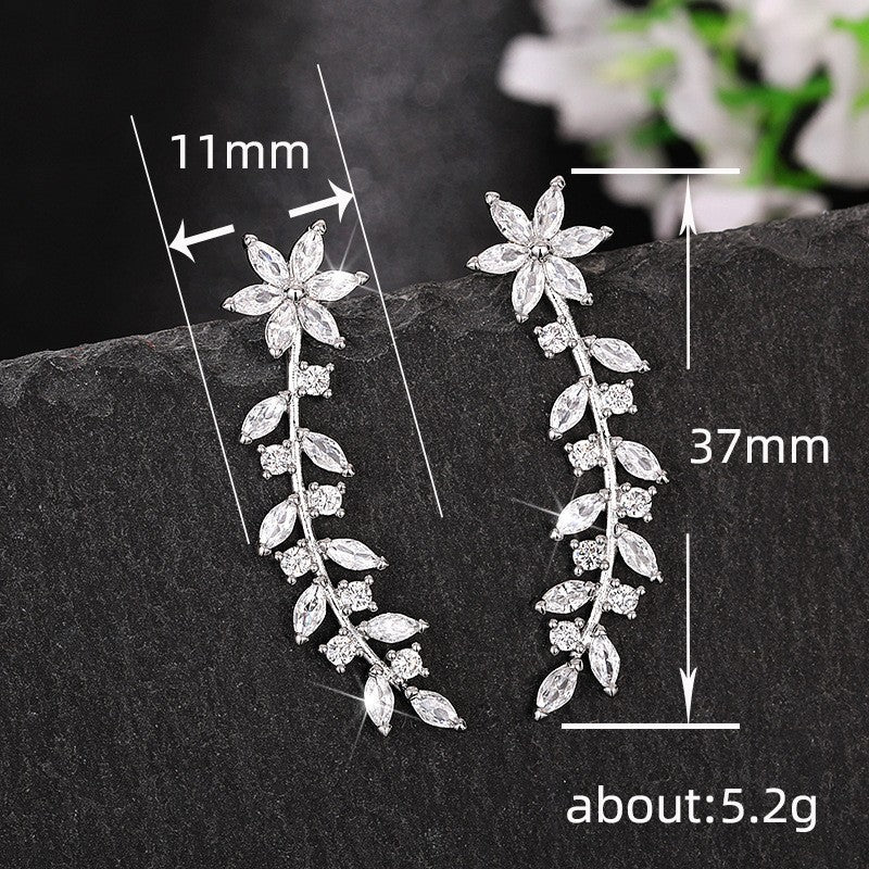 🌸 StellaBloom™ Diamond Flower Earrings – Celebrity Style Sparkling Studs for Women ✨ - One For All